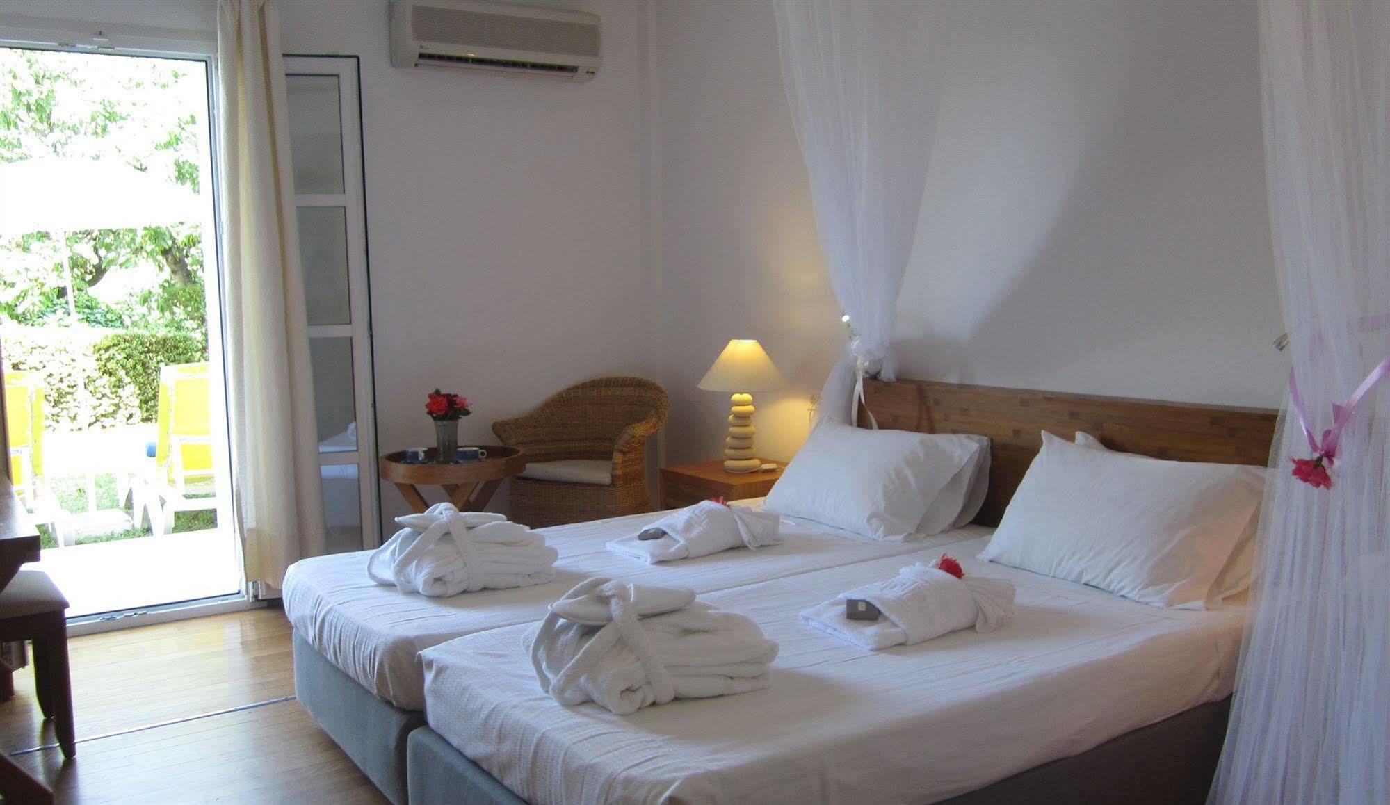 Ionian Princess Suites Hotel Acharavi  Esterno foto